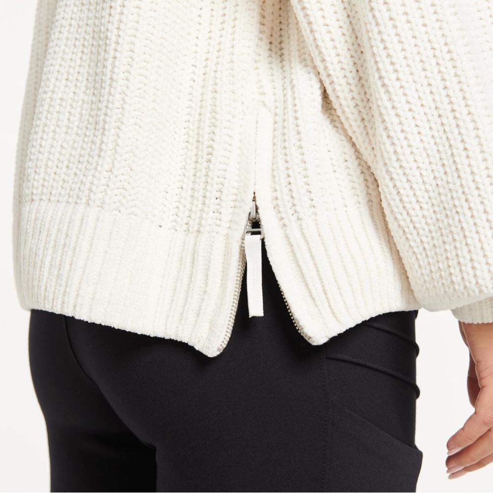 ⭐️LIKE NEW⭐️ FLX Women’s Super Soft Chenille Side Zip Knit Sweater Hoodie L - Picture 3 of 3